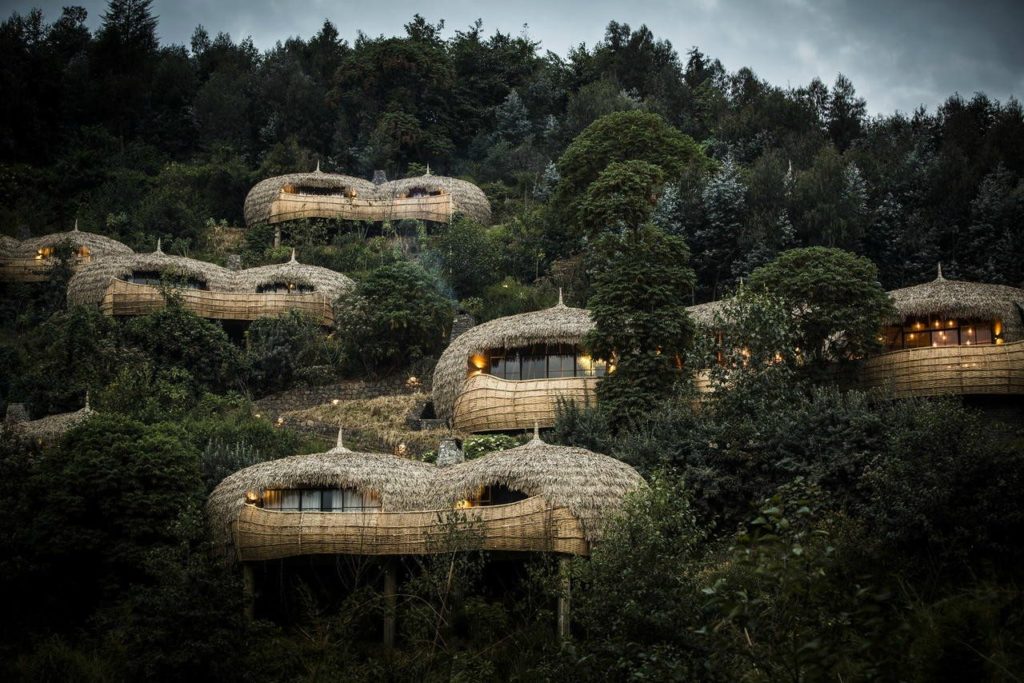 Book safari lodge in Rwanda securely online
