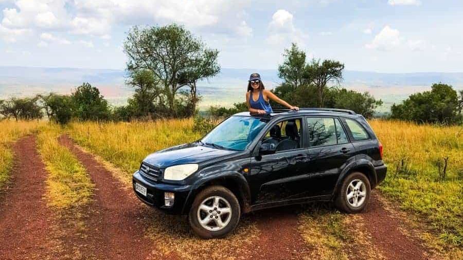 Rent a car in Rwanda for a long period , guaranteed discount