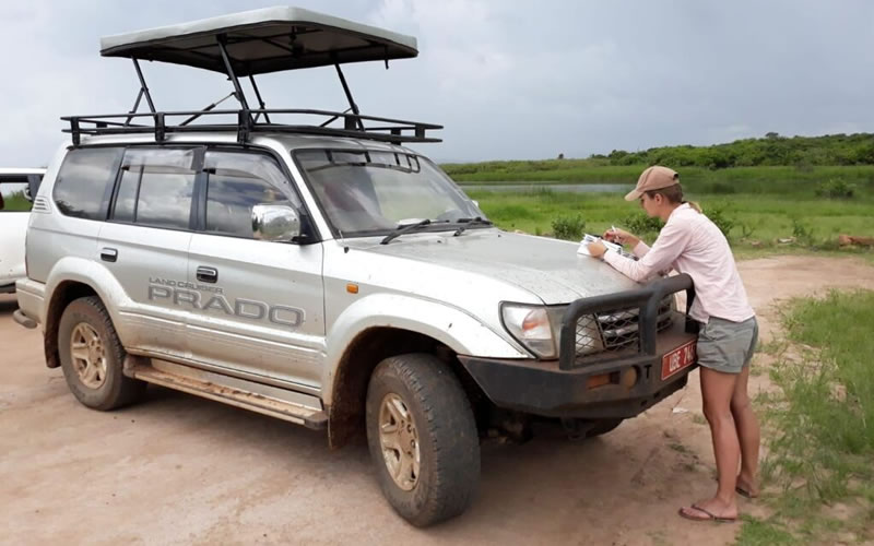 pop up roof land cruiser rental rwanda