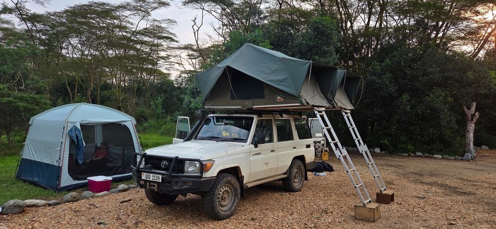 rooftop-tent-land-cruiser-uganda | Rwanda Car Rental Services land cruiser rooftop tent